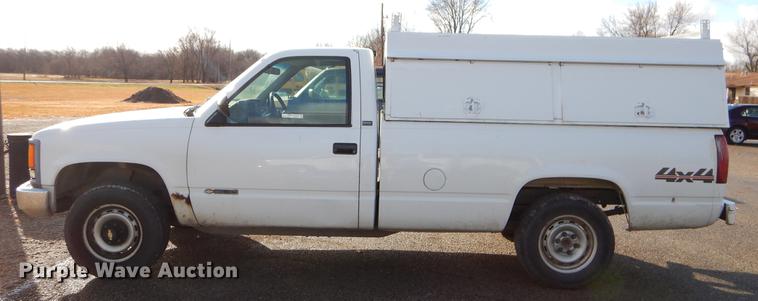 image for item ER9376 1994 Chevrolet Cheyenne 1500 pickup truck