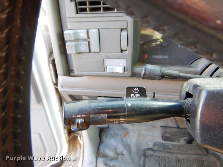 image for item ER9376 1994 Chevrolet Cheyenne 1500 pickup truck