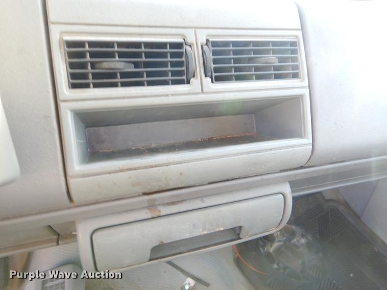 image for item ER9376 1994 Chevrolet Cheyenne 1500 pickup truck