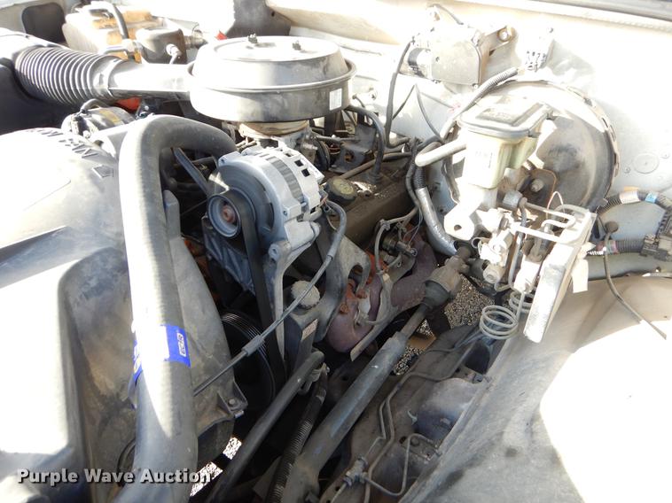 image for item ER9376 1994 Chevrolet Cheyenne 1500 pickup truck