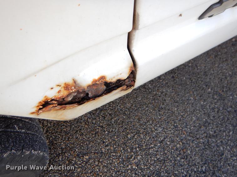 image for item ER9376 1994 Chevrolet Cheyenne 1500 pickup truck