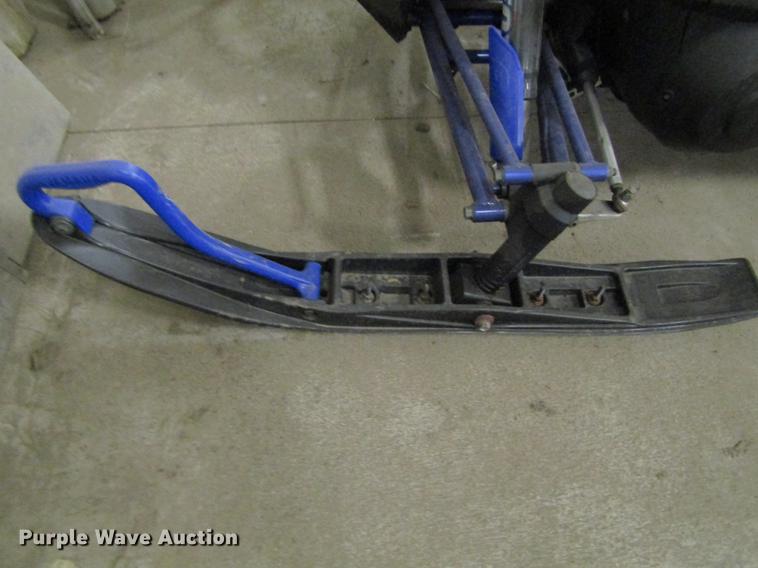 image for item EU9533 2006 Yamaha RS90NRLL snowmobile