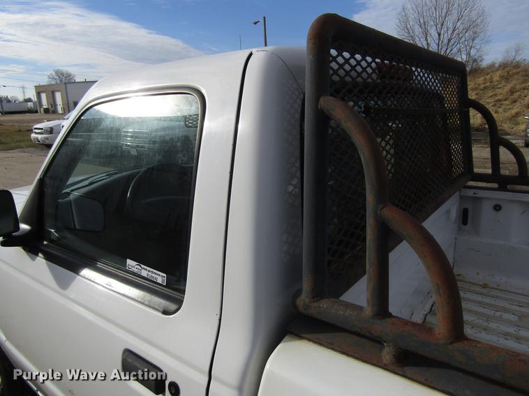 image for item EU9542 1997 Ford Ranger flatbed pickup truck