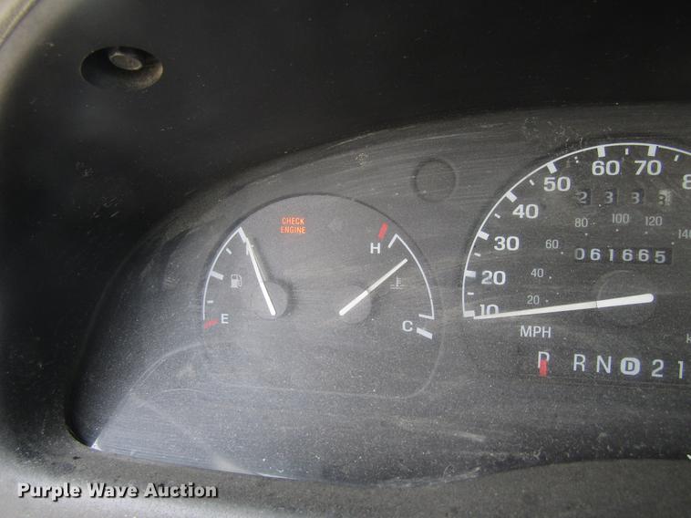 image for item EU9542 1997 Ford Ranger flatbed pickup truck