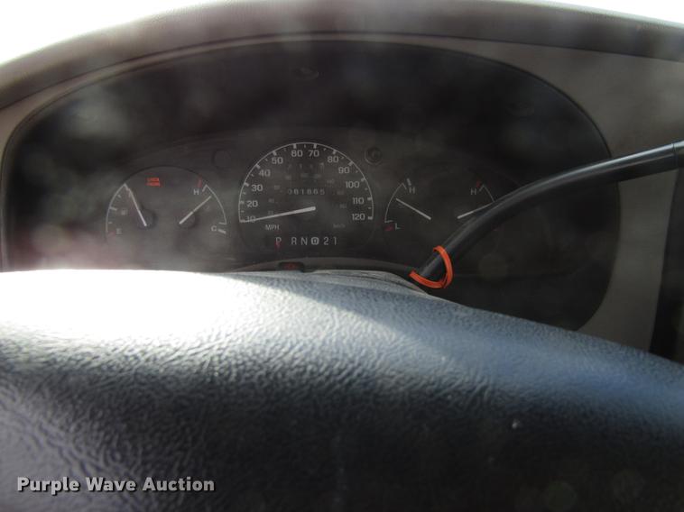 image for item EU9542 1997 Ford Ranger flatbed pickup truck