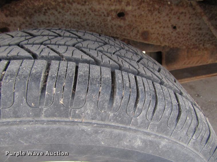 image for item EU9542 1997 Ford Ranger flatbed pickup truck