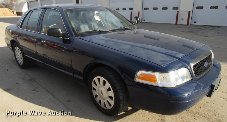 image for item EU9543 2011 Ford Crown Victoria Police Interceptor