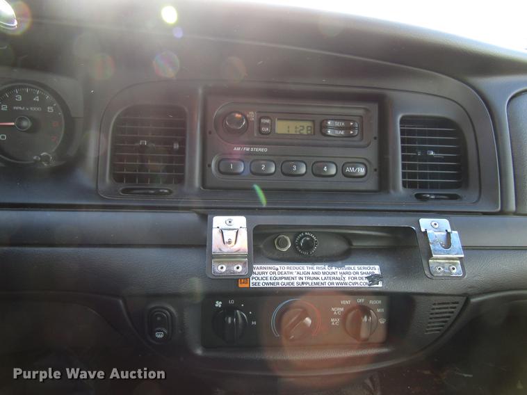 image for item EU9543 2011 Ford Crown Victoria Police Interceptor