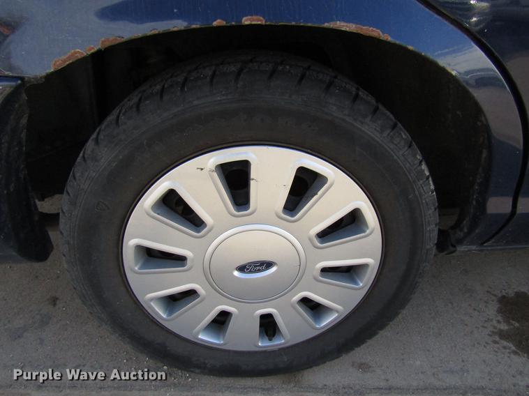 image for item EU9543 2011 Ford Crown Victoria Police Interceptor