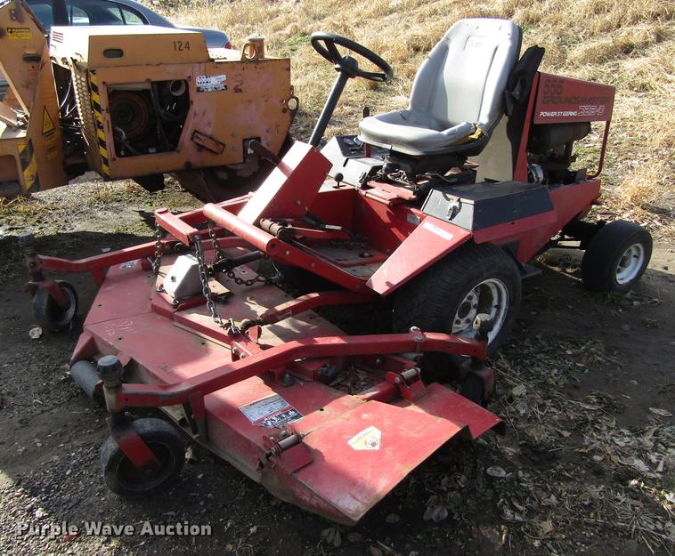 image for item EU9545 Toro Groundsmaster 325D lawn mower