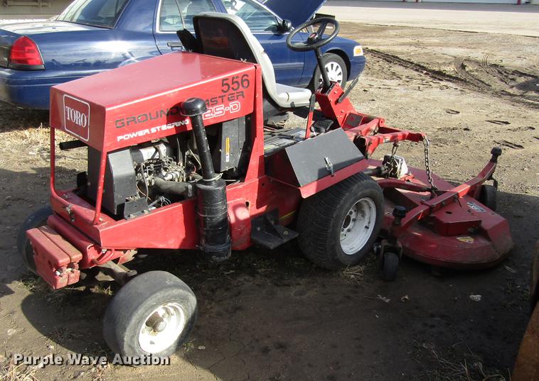 image for item EU9545 Toro Groundsmaster 325D lawn mower