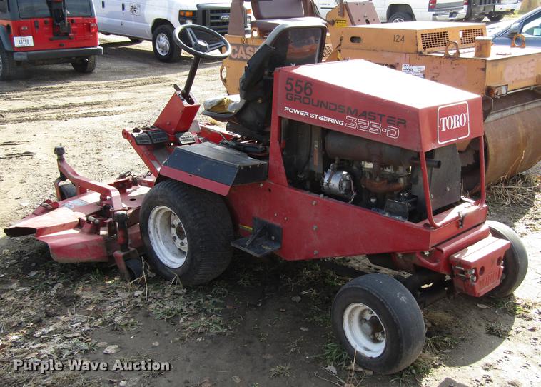 image for item EU9545 Toro Groundsmaster 325D lawn mower