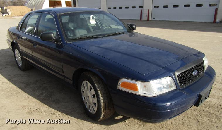 image for item EU9546 2010 Ford Crown Victoria Police Interceptor