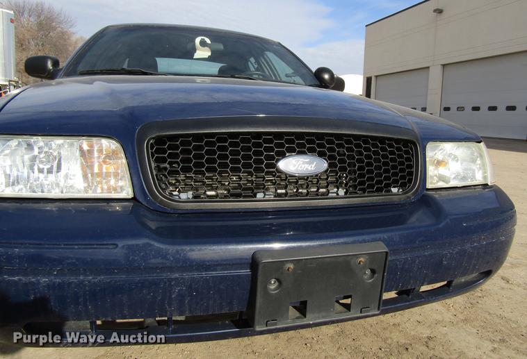 image for item EU9546 2010 Ford Crown Victoria Police Interceptor