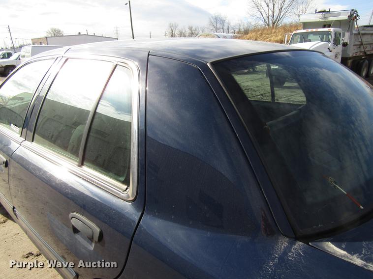 image for item EU9546 2010 Ford Crown Victoria Police Interceptor