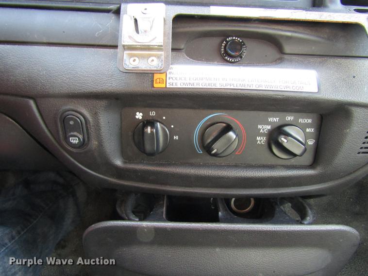 image for item EU9546 2010 Ford Crown Victoria Police Interceptor