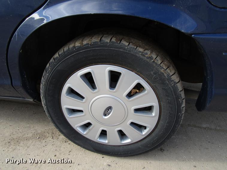 image for item EU9546 2010 Ford Crown Victoria Police Interceptor