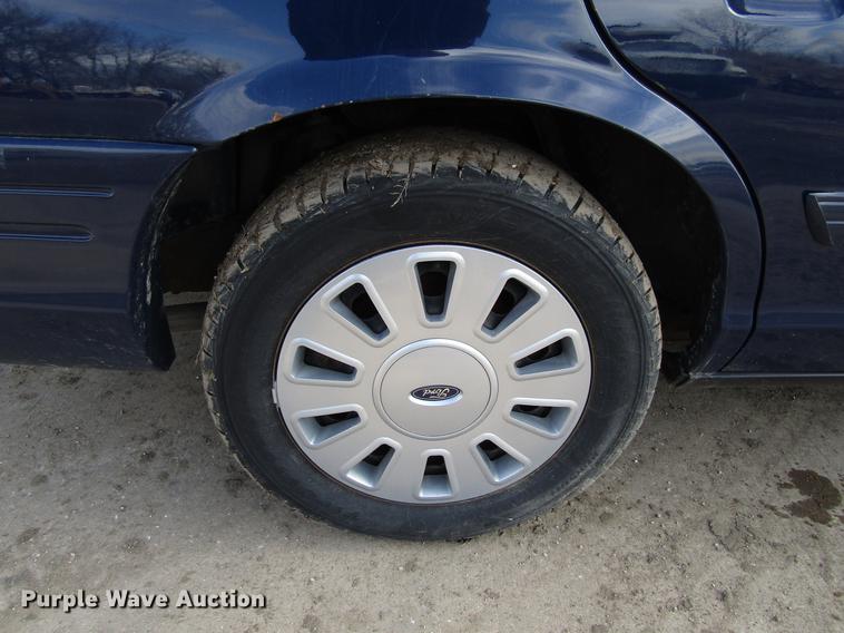 image for item EU9546 2010 Ford Crown Victoria Police Interceptor