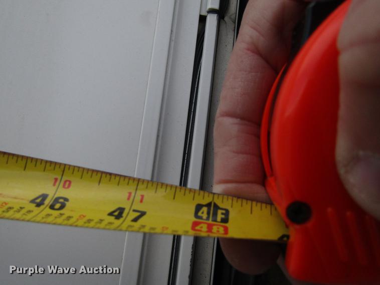 image for item EU9547 1999 Ford Econoline E450 shuttle bus