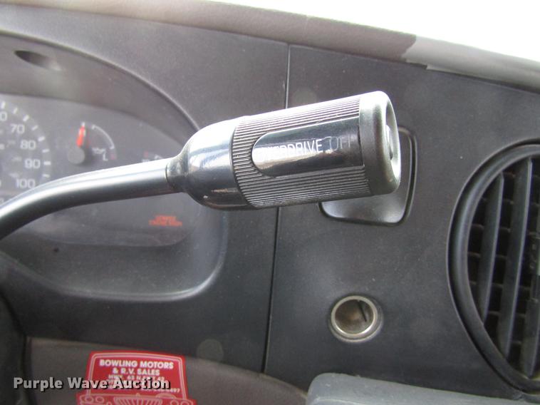 image for item EU9547 1999 Ford Econoline E450 shuttle bus