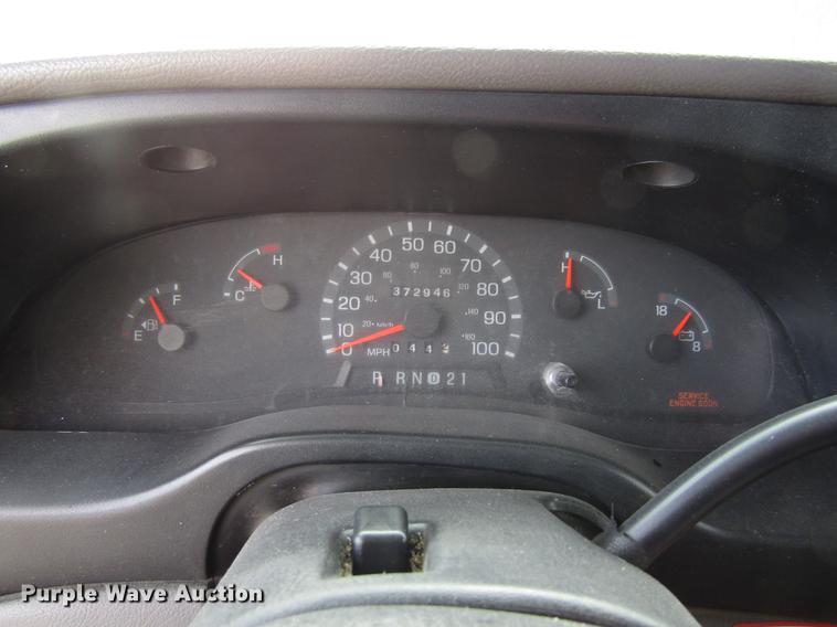 image for item EU9547 1999 Ford Econoline E450 shuttle bus