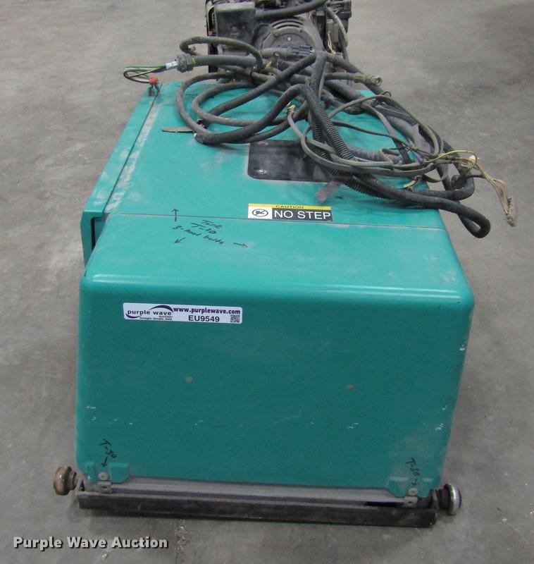 image for item EU9549 Onan generator