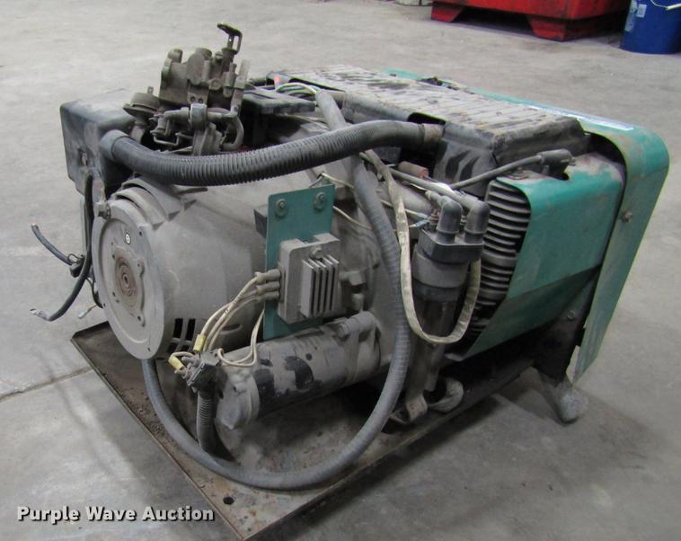 image for item EU9550 Onan generator