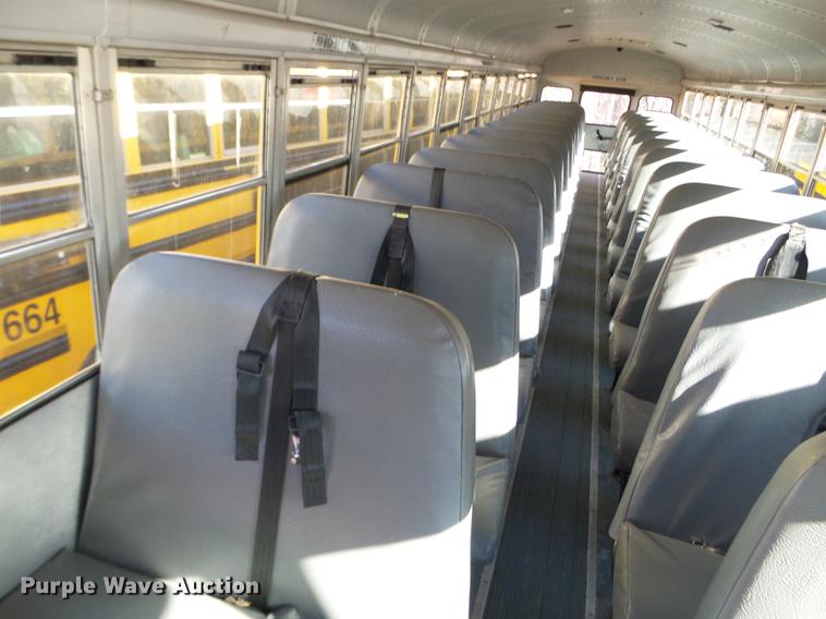 image for item EW9786 2009 Thomas Built Saf-T-Liner MVP school bus