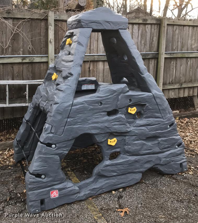 Step 2 Skyward Summit playset in Merriam, KS Item G1441 sold Purple