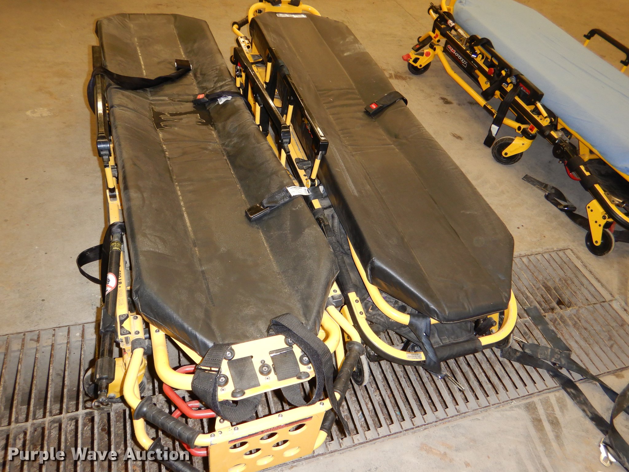 (2) MX Pro ambulance cots in Westmoreland, KS Item EA9151 sold