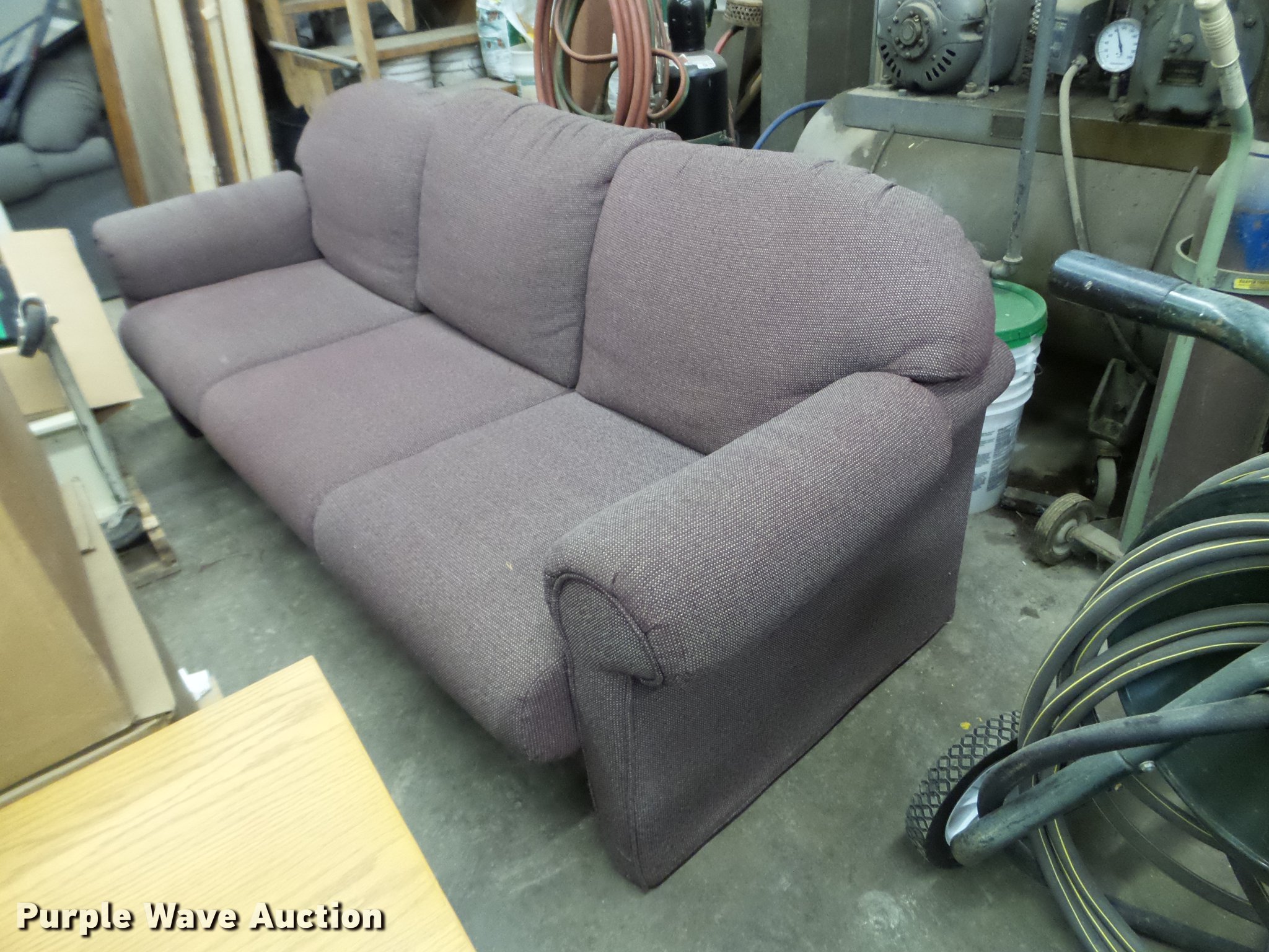 Blockhouse furniture in Centerville, IA Item EW9849 sold Purple Wave