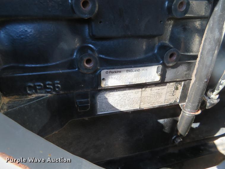 image for item BU9992 2009 Massey-Ferguson 6480 MFWD tractor