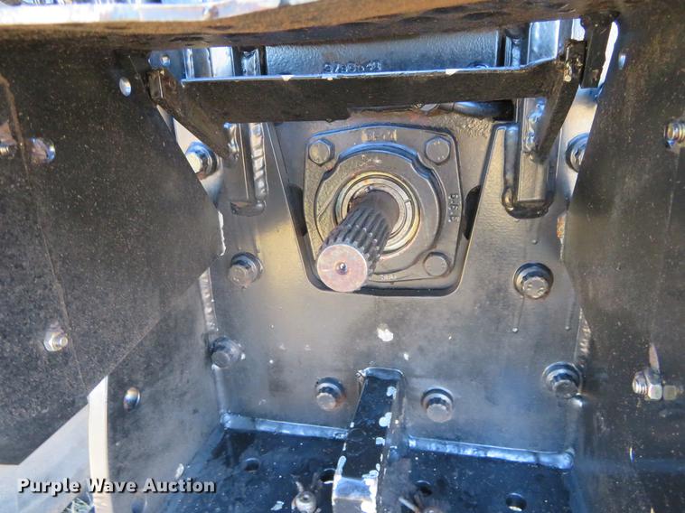 image for item BU9992 2009 Massey-Ferguson 6480 MFWD tractor