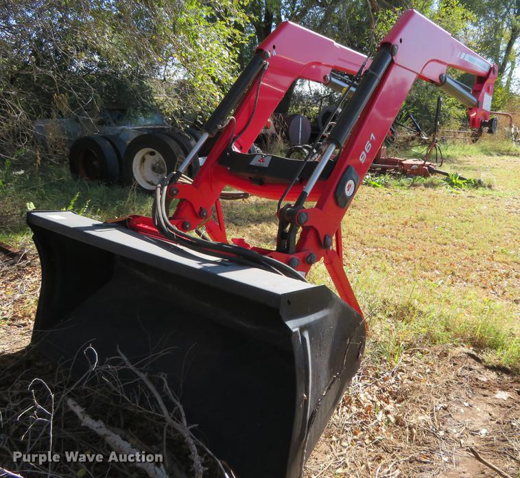 image for item BU9992 2009 Massey-Ferguson 6480 MFWD tractor