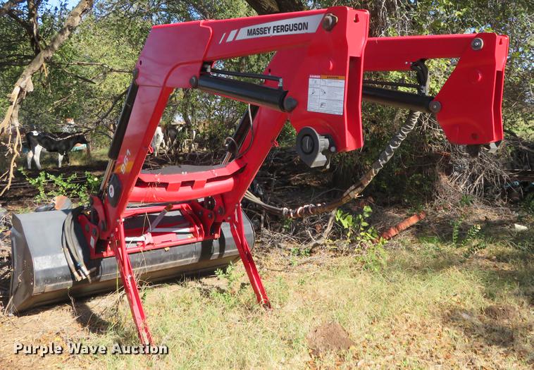 image for item BU9992 2009 Massey-Ferguson 6480 MFWD tractor