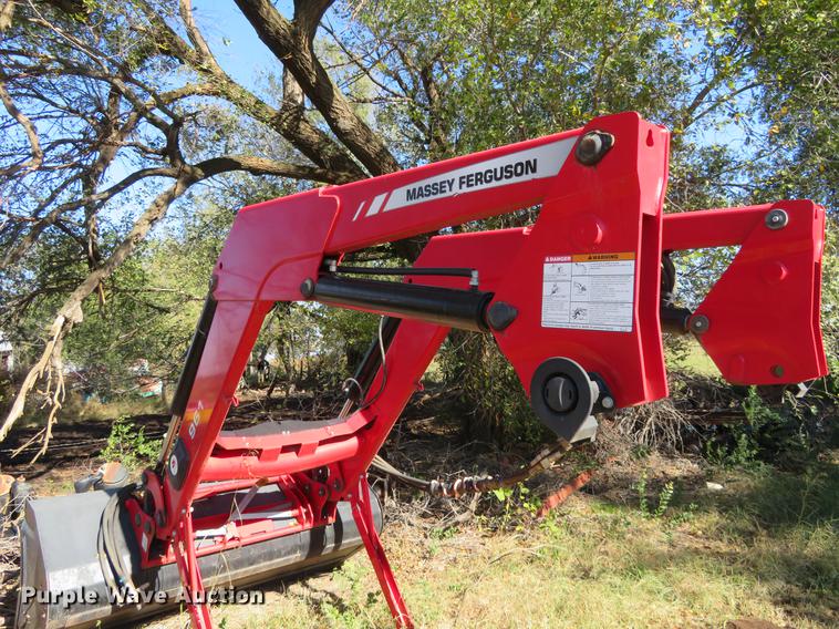 image for item BU9992 2009 Massey-Ferguson 6480 MFWD tractor