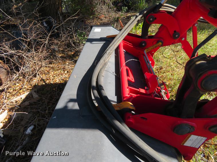 image for item BU9992 2009 Massey-Ferguson 6480 MFWD tractor