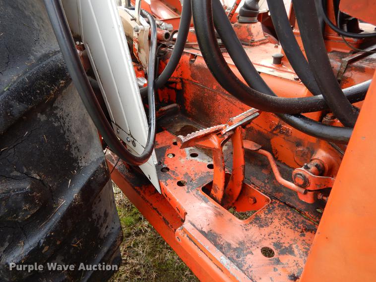 image for item DC0174 David Brown 995 tractor