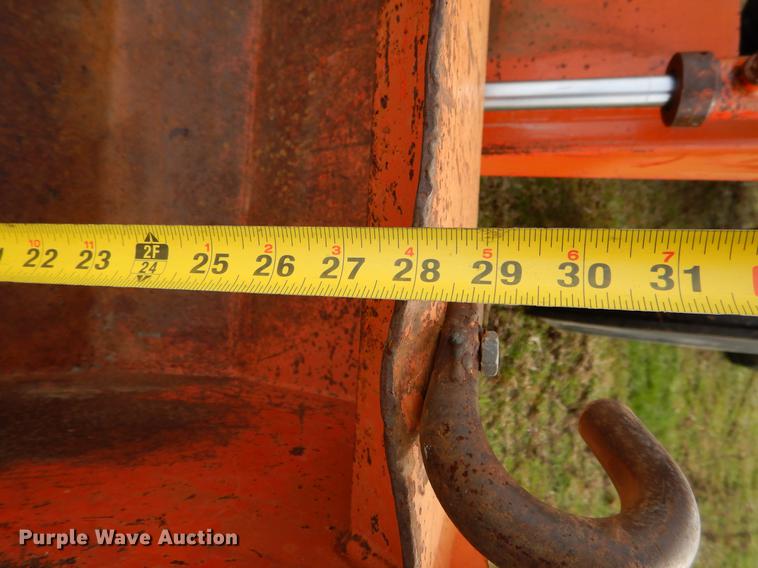 image for item DC0174 David Brown 995 tractor