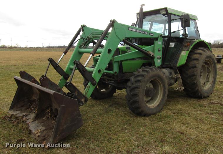 image for item DD4431 Deutz Allis 7085 MFWD tractor