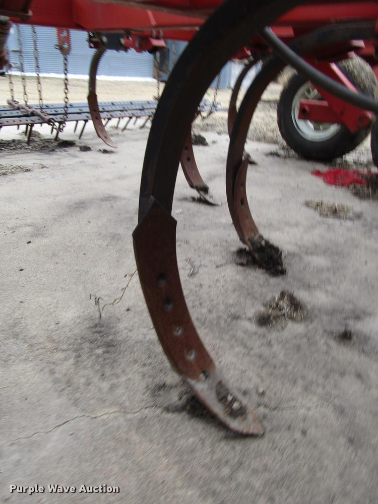 image for item DD4433 White 445 Soil Saver chisel