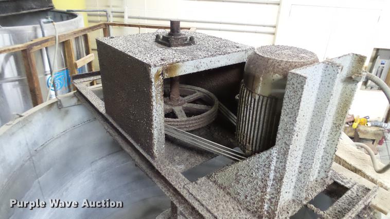 image for item DE4976 (2) stainless steel mixer tanks