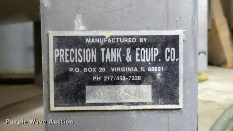 image for item DE4978 (2) stainless steel tanks