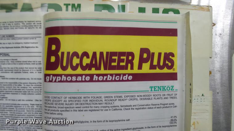 image for item DE4979 (2) stainless steel tanks