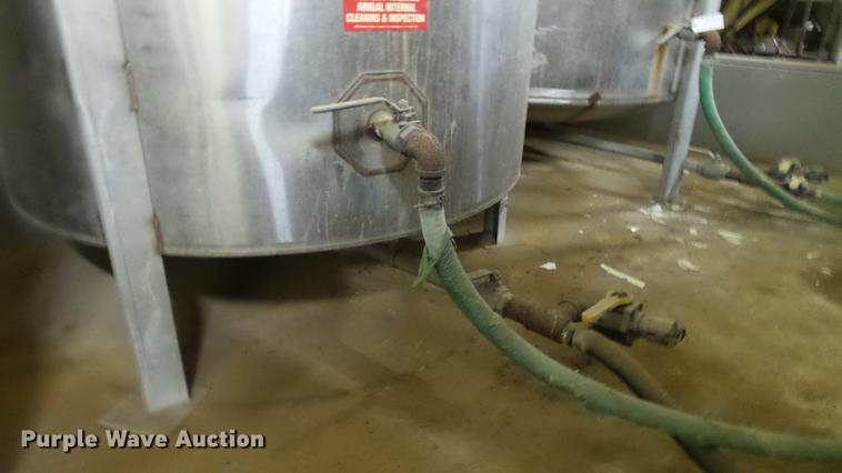 image for item DE4980 (2) stainless steel tanks