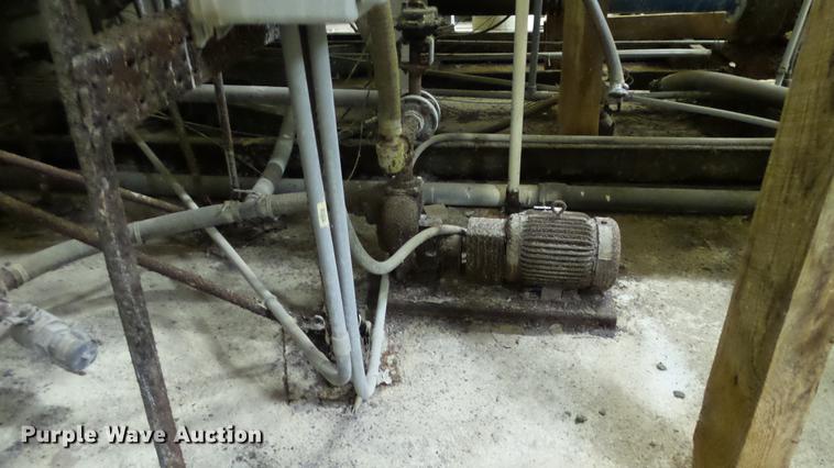 image for item DE4983 Poly tank