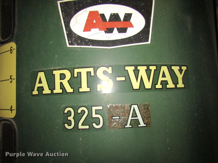 image for item DE5968 Arts Way 325-A feed mixer