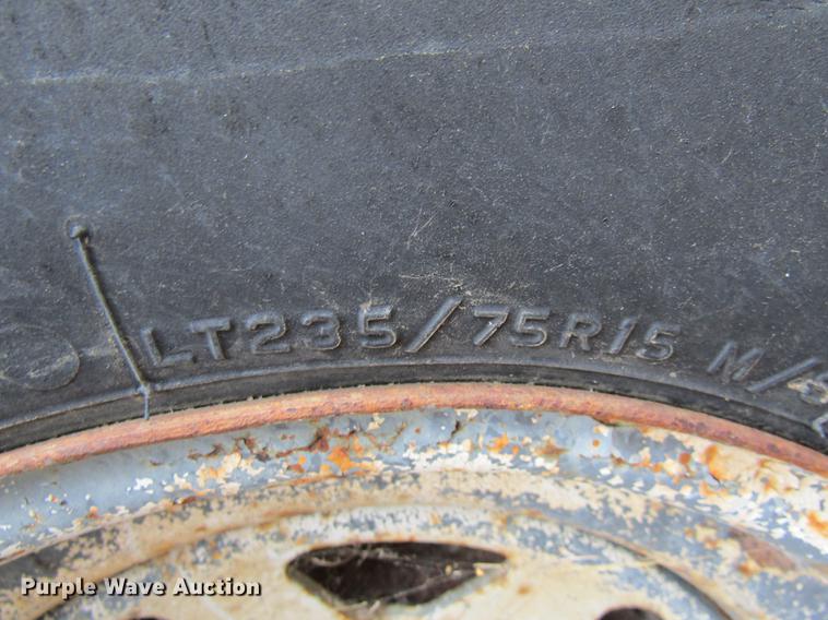 image for item DE5969 1974 WW livestock trailer