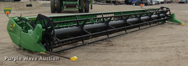 image for item DE5970 2012 John Deere 635F flex head