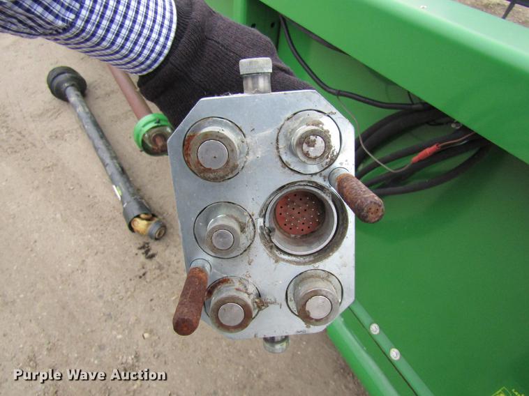image for item DE5970 2012 John Deere 635F flex head